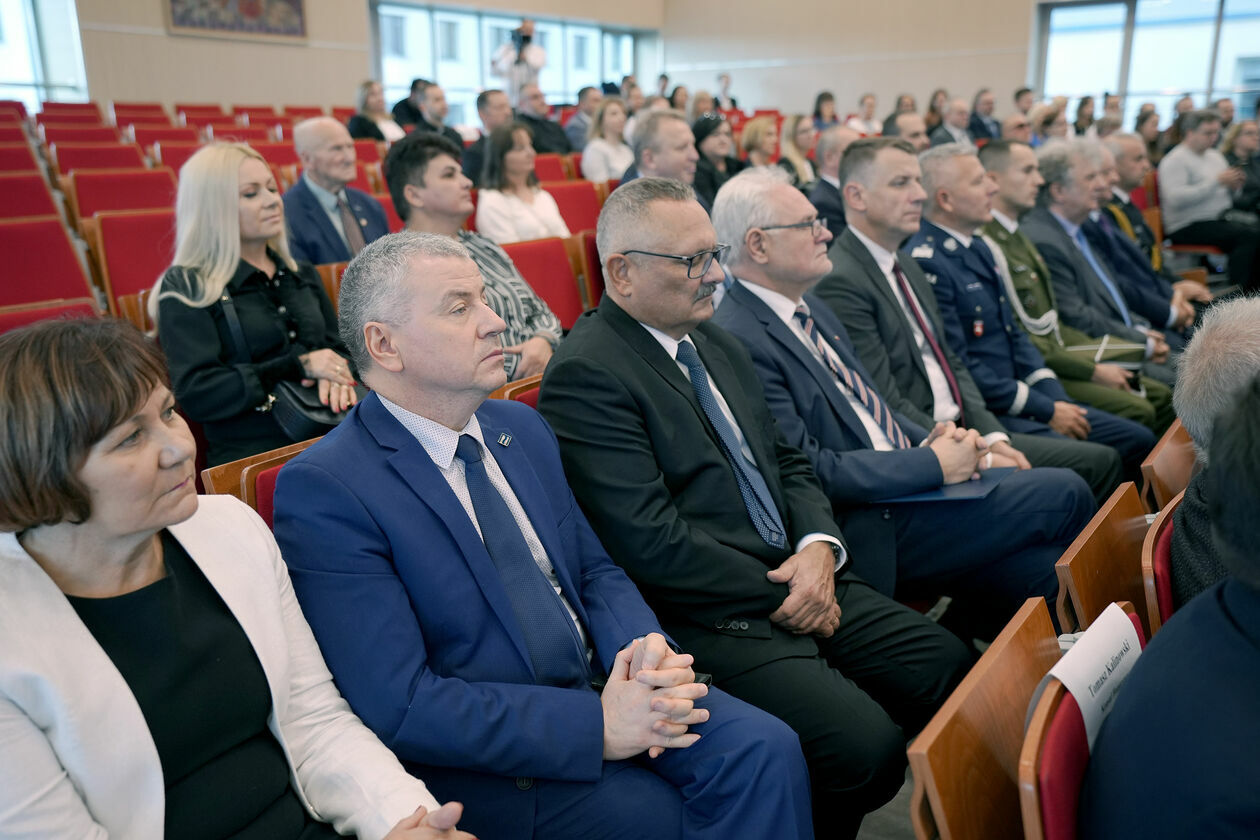  Inauguracja roku akademickiego w Lubelskiej Akademii WSEI (zdjęcie 47) - Autor: Michał Siudziński