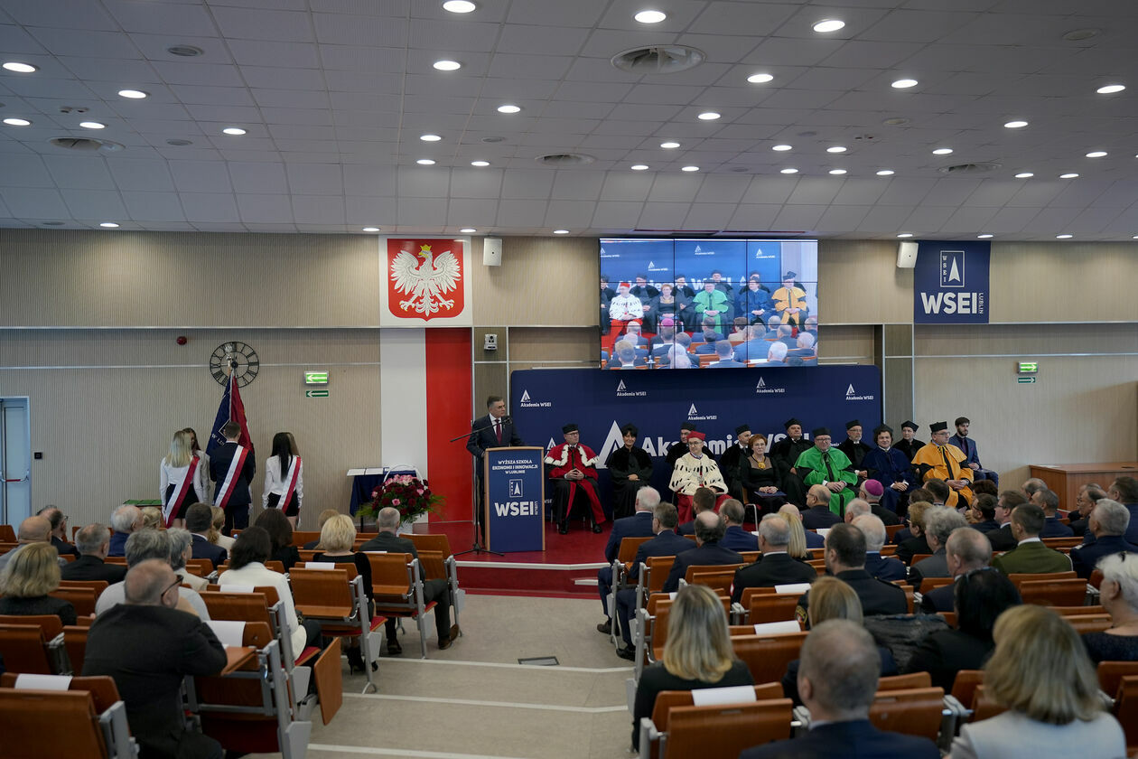  Inauguracja roku akademickiego w Lubelskiej Akademii WSEI (zdjęcie 34) - Autor: Michał Siudziński
