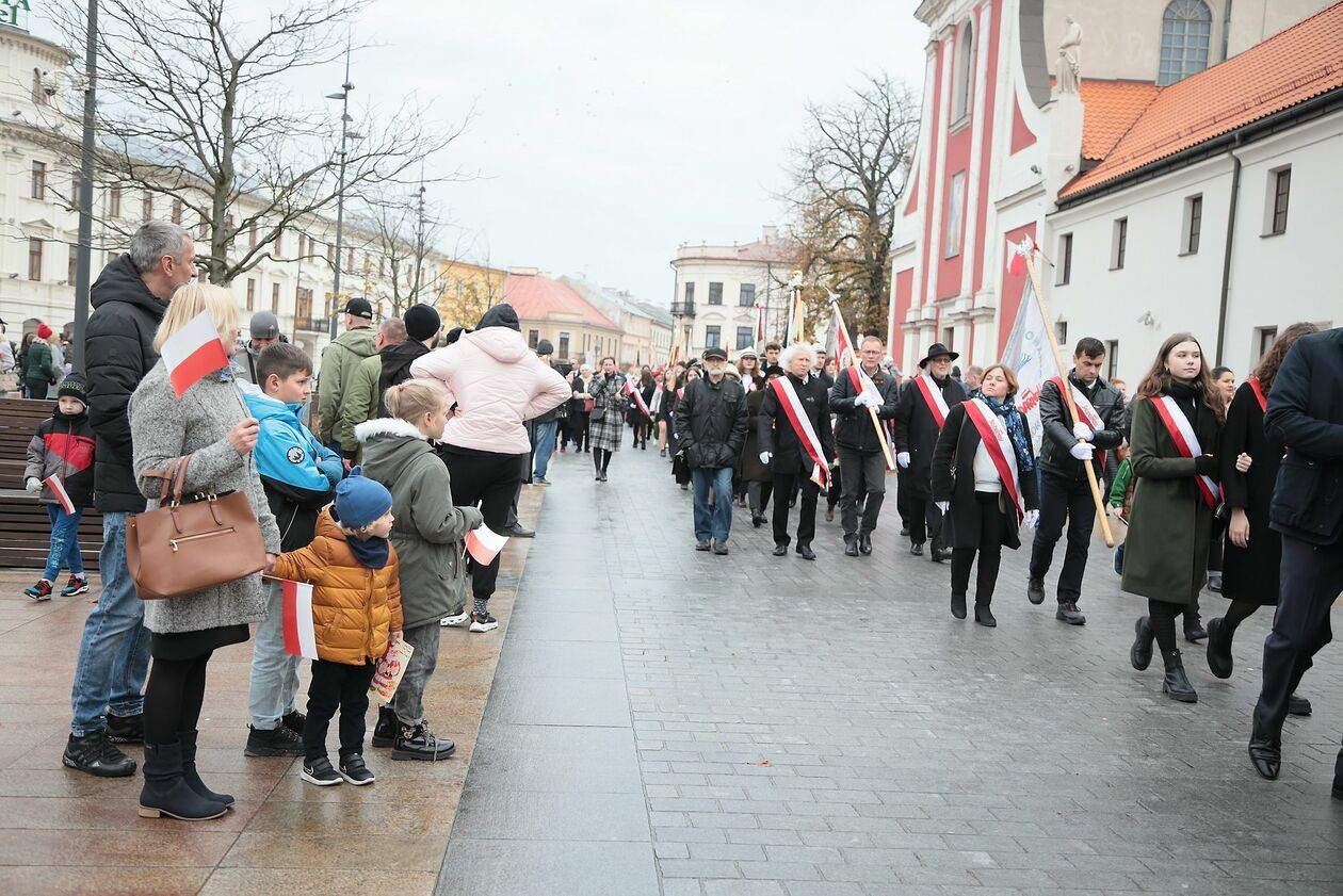  Dzień Niepodległości na Placu Litewskim (zdjęcie 18) - Autor: Piotr Michalski
