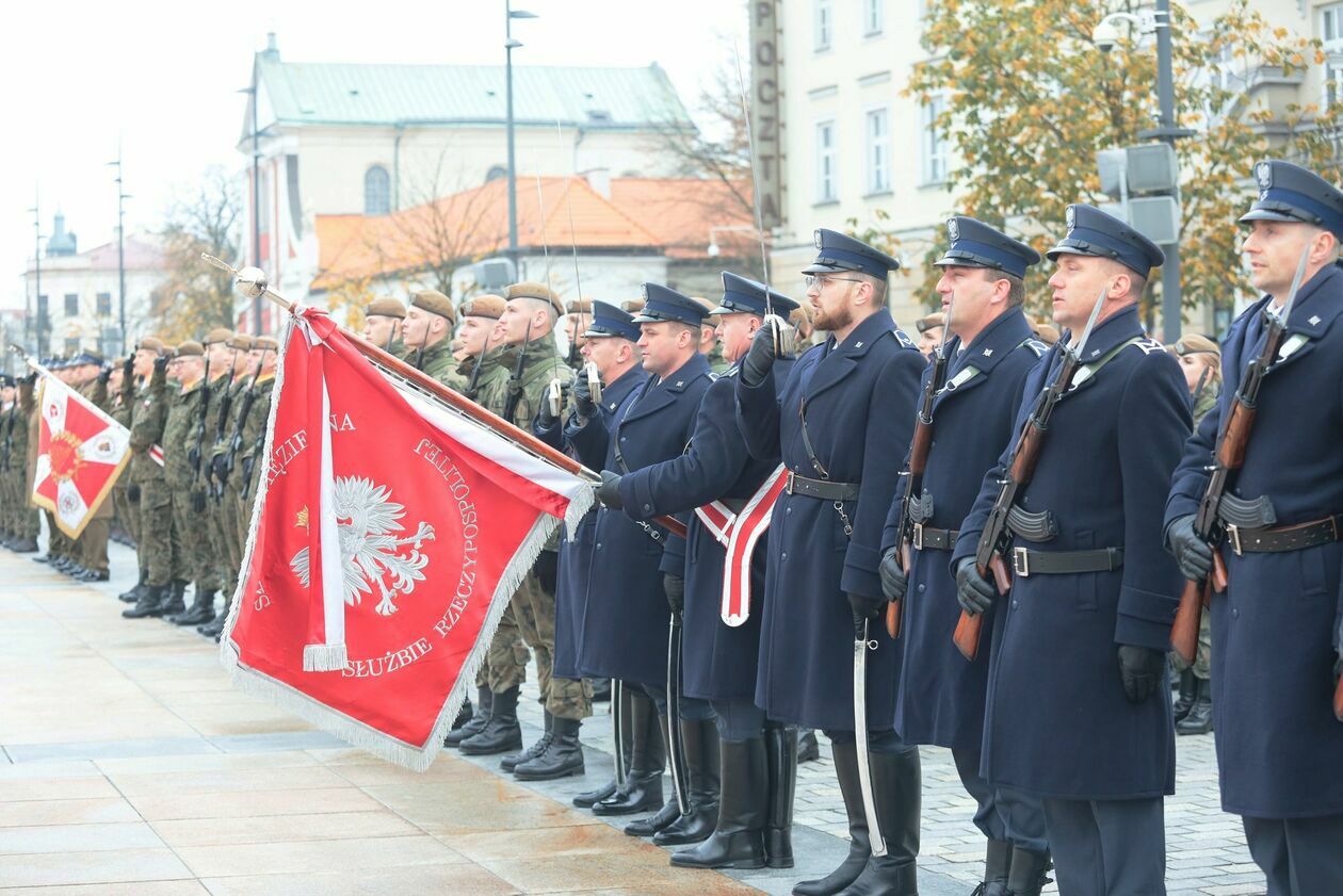  Dzień Niepodległości na Placu Litewskim (zdjęcie 29) - Autor: Piotr Michalski