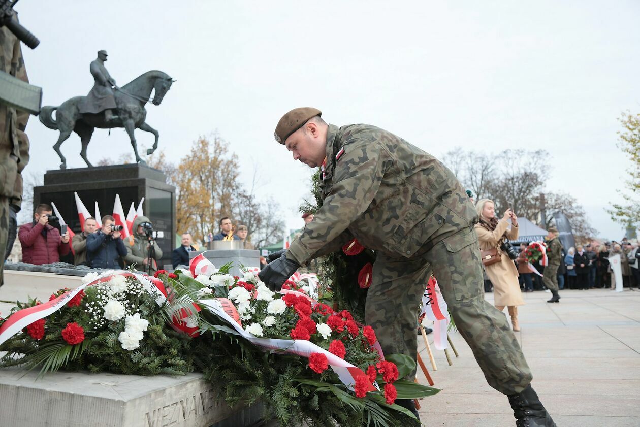  Dzień Niepodległości na Placu Litewskim (zdjęcie 60) - Autor: Piotr Michalski