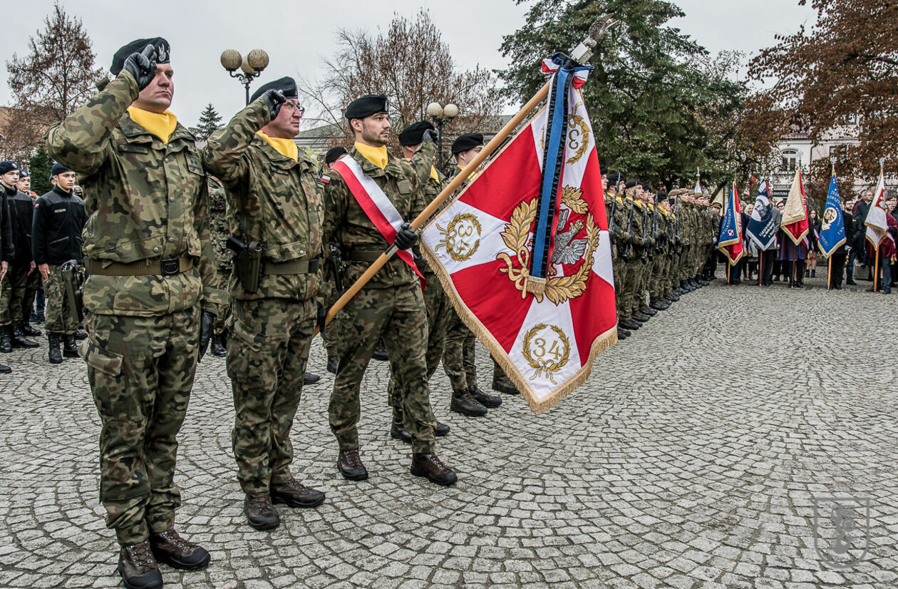  Narodowe Święto Niepodległości w Białej Podlaskiej (zdjęcie 22) - Autor: 1. Warszawska Brygada Pancerna