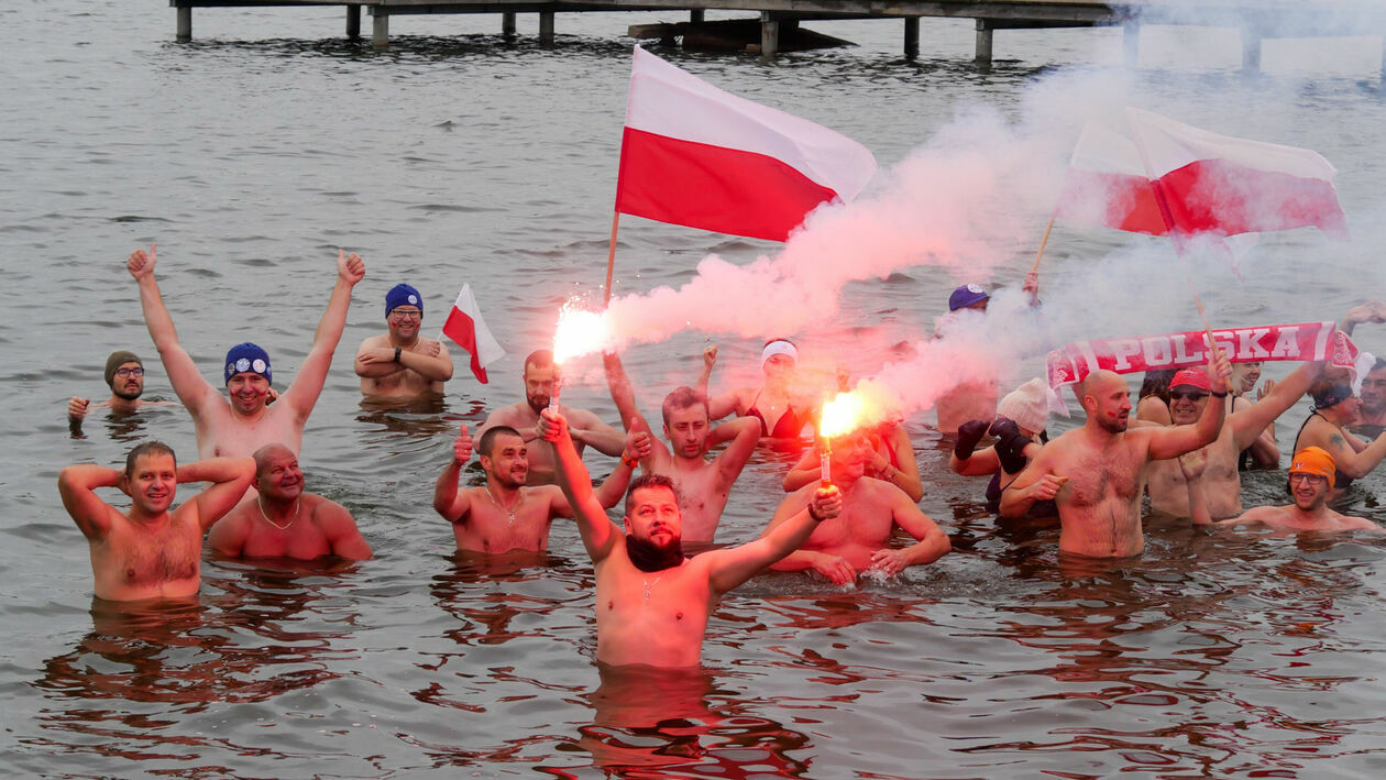 Święto Niepodległości członków grupy Morsujący Firlej - Autor: Morsujący Firlej