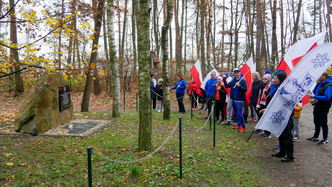  Święto Niepodległości członków grupy Morsujący Firlej (zdjęcie 11) - Autor: Morsujący Firlej