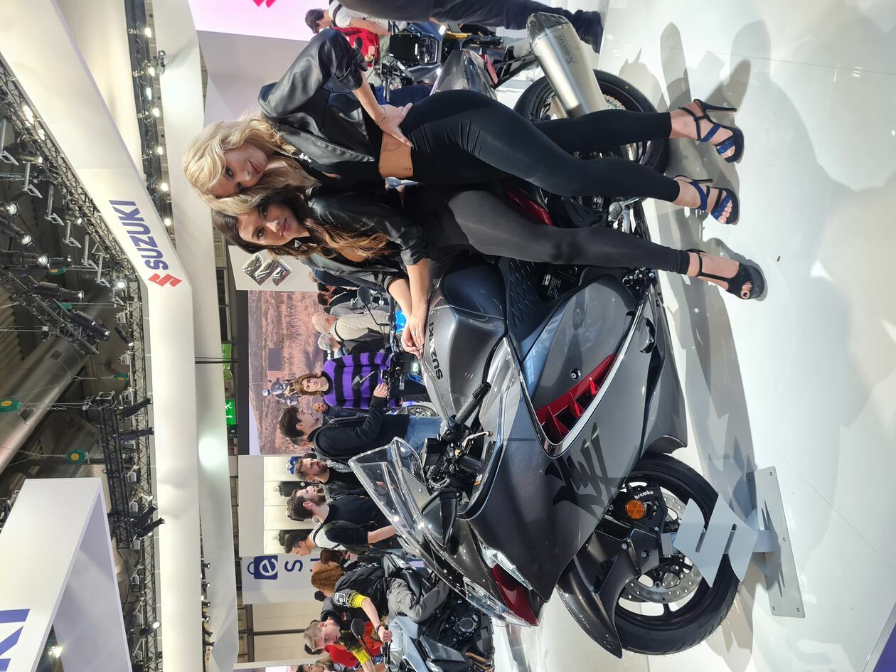  Wystawa motocyklowa EICMA w Mediolanie  (zdjęcie 17) - Autor: Maciej Chorągiewicz