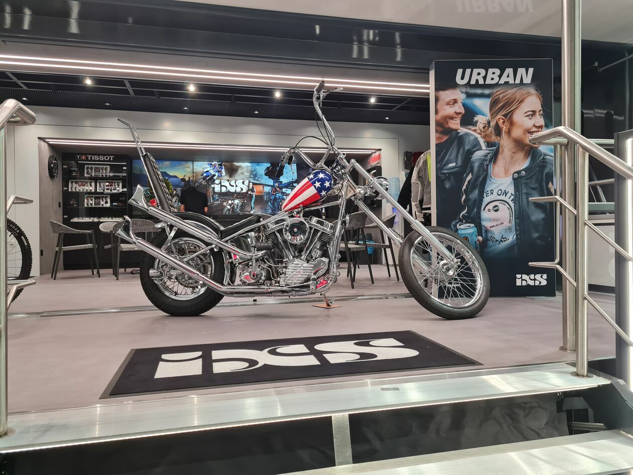  Wystawa motocyklowa EICMA w Mediolanie  (zdjęcie 29) - Autor: Maciej Chorągiewicz