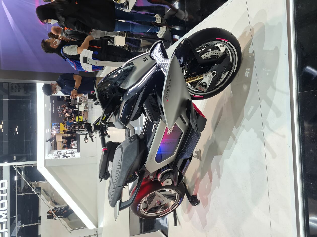  Wystawa motocyklowa EICMA w Mediolanie  (zdjęcie 71) - Autor: Maciej Chorągiewicz