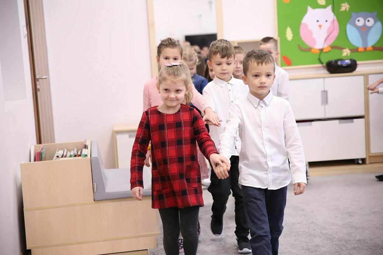  Otwarcie nowego segmentu Oddziałów Przedszkolnych w Szkole Podstawowej nr 4 w Świdniku (zdjęcie 2) - Autor: Urząd Miasta Świdnik