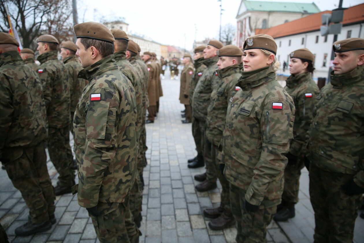  Przekazanie obowiązków dowódcy 2. Lubelskiej Brygady Obrony Terytorialnej (zdjęcie 7) - Autor: Paweł Buczkowski