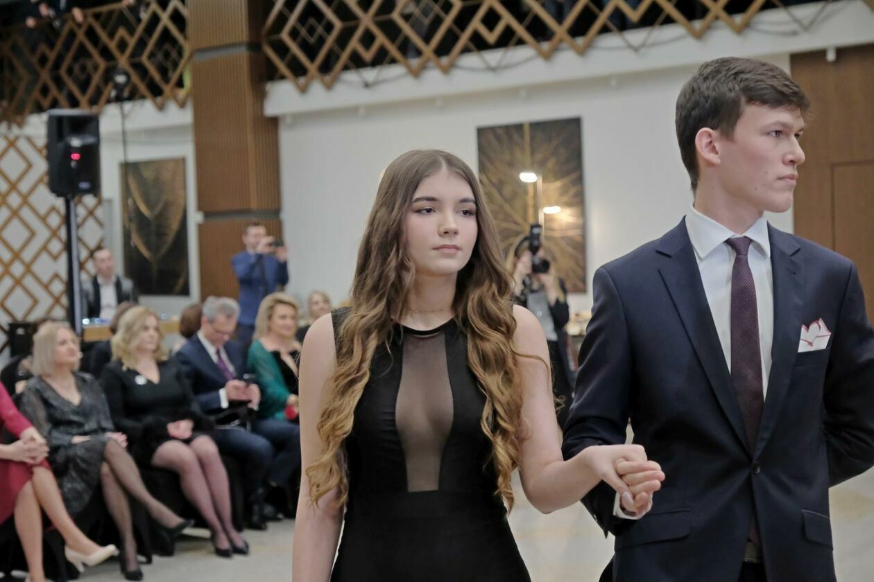  Studniówka maturzystów V LO w hotelu Luxor Atelia (zdjęcie 46) - Autor: DW