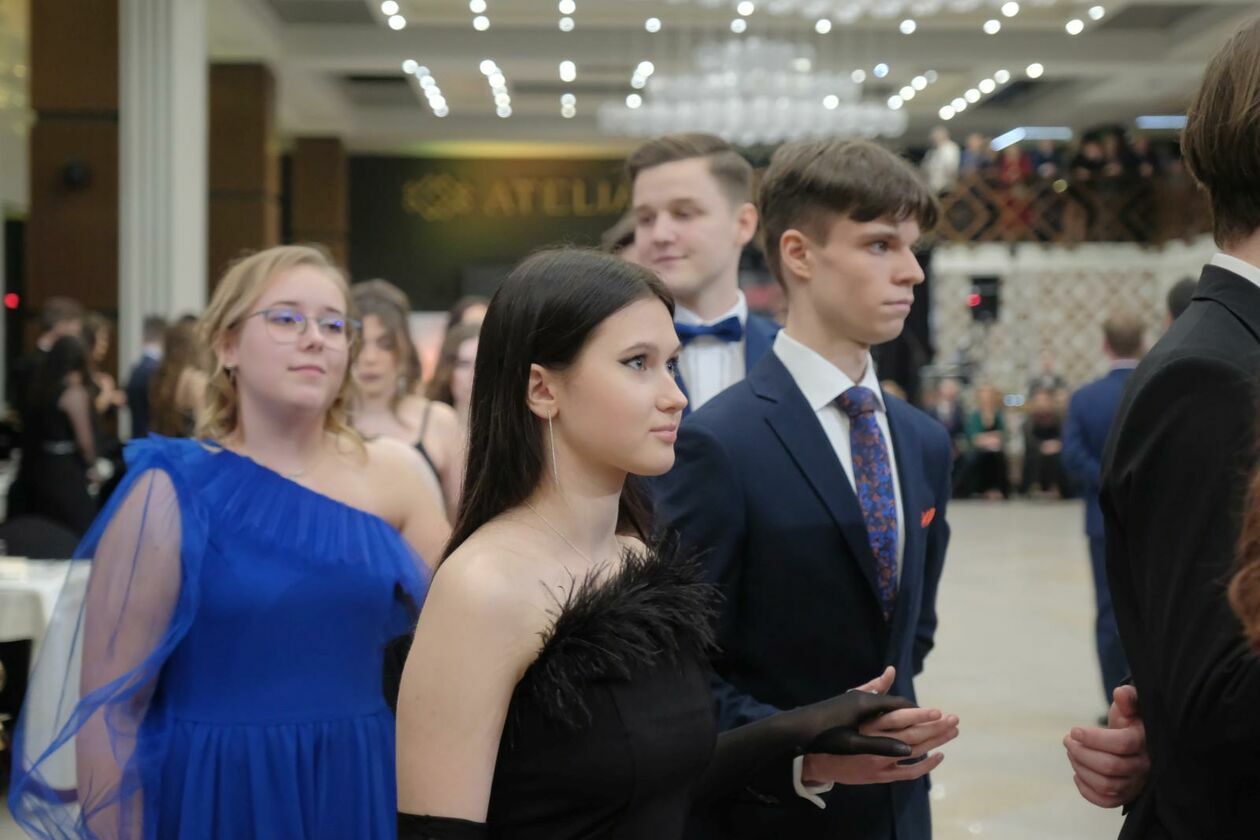  Studniówka maturzystów V LO w hotelu Luxor Atelia (zdjęcie 57) - Autor: DW