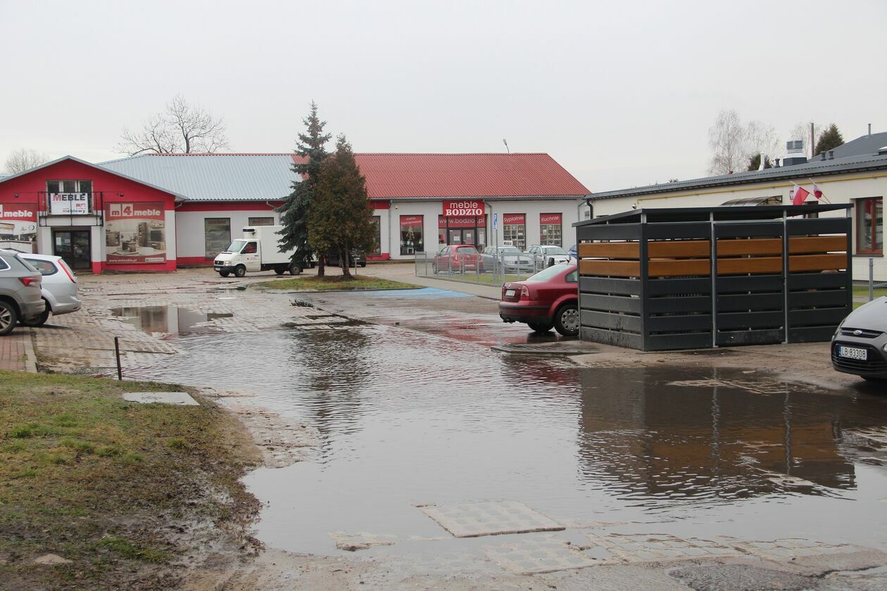 Biała Podlaska. Droga przy CH SAS w remoncie