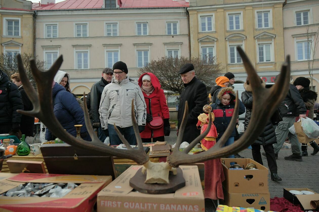  Giełda staroci w Lublnie (zdjęcie 7) - Autor: DW