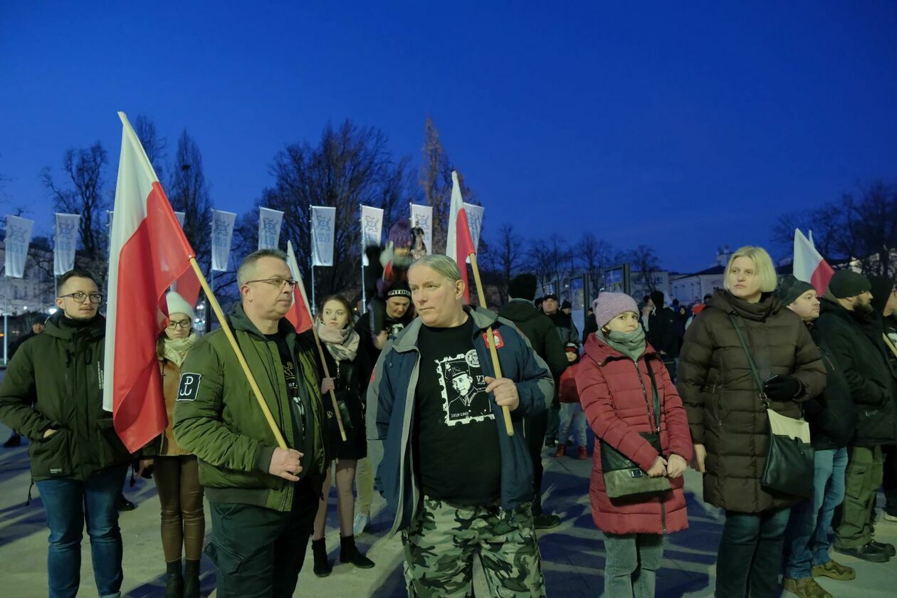  Lubelski Marsz Pamięci Żołnierzy Wyklętych (zdjęcie 9) - Autor: DW