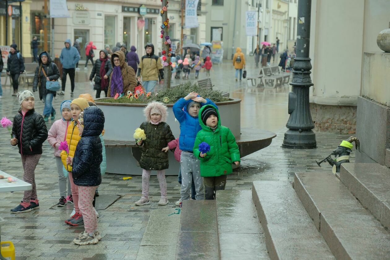  Lubelskie przedszkolaki świętowały pierwszy dzień wiosny  - Autor: DW