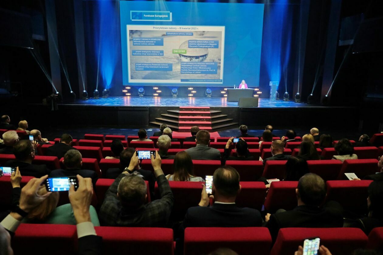  Konfererencja pt Fundusze Europejskie dla Lubelskiego 2021 - 2027 w CSK (zdjęcie 1) - Autor: DW