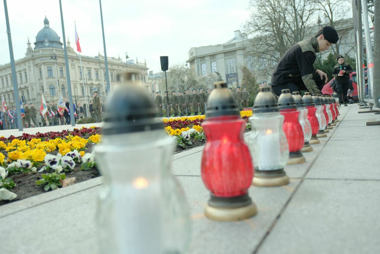  Obchody 13 rocznicy katastrofy smoleńskiej w Lublinie (zdjęcie 20) - Autor: DW