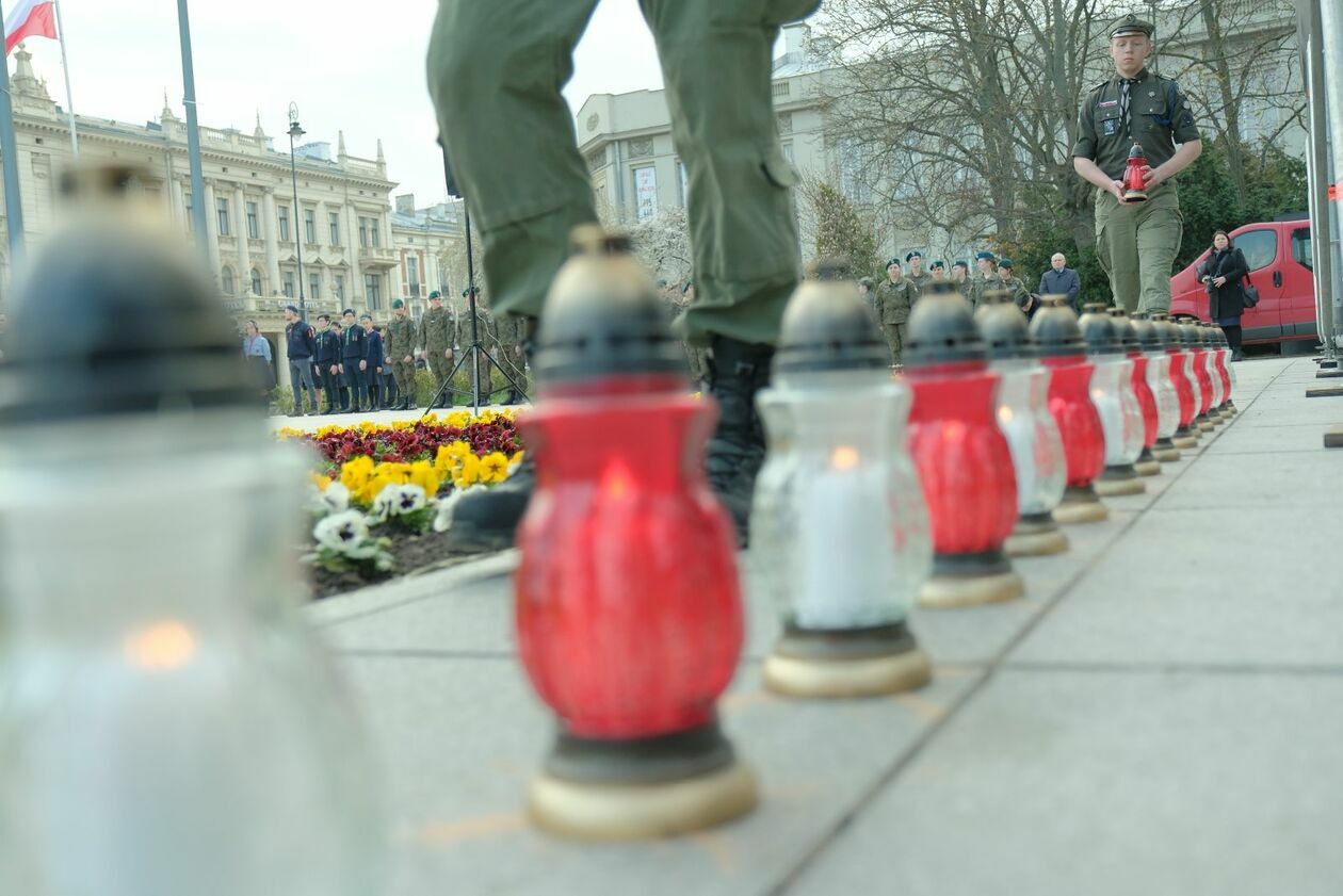  Obchody 13 rocznicy katastrofy smoleńskiej w Lublinie (zdjęcie 21) - Autor: DW