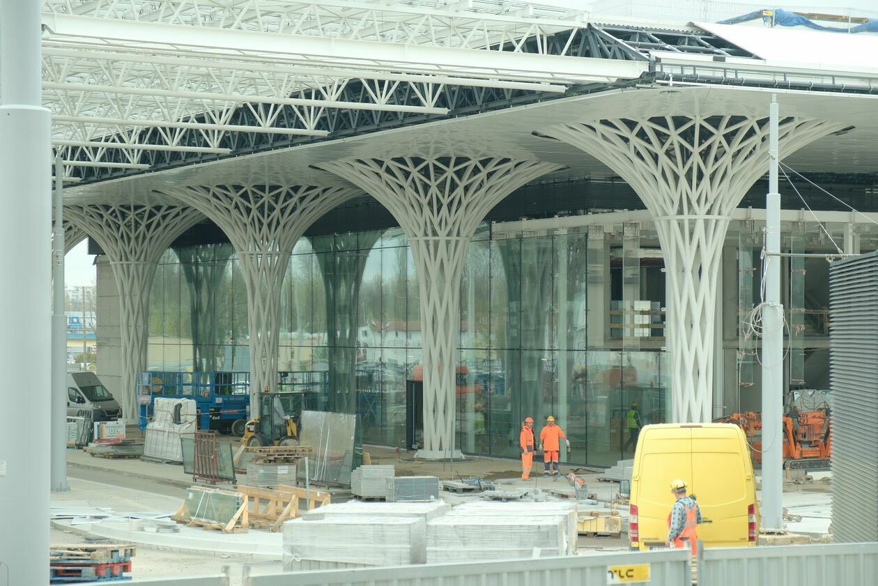  Budowa dworca metropolitalnego dobiega końca (zdjęcie 8) - Autor: DW