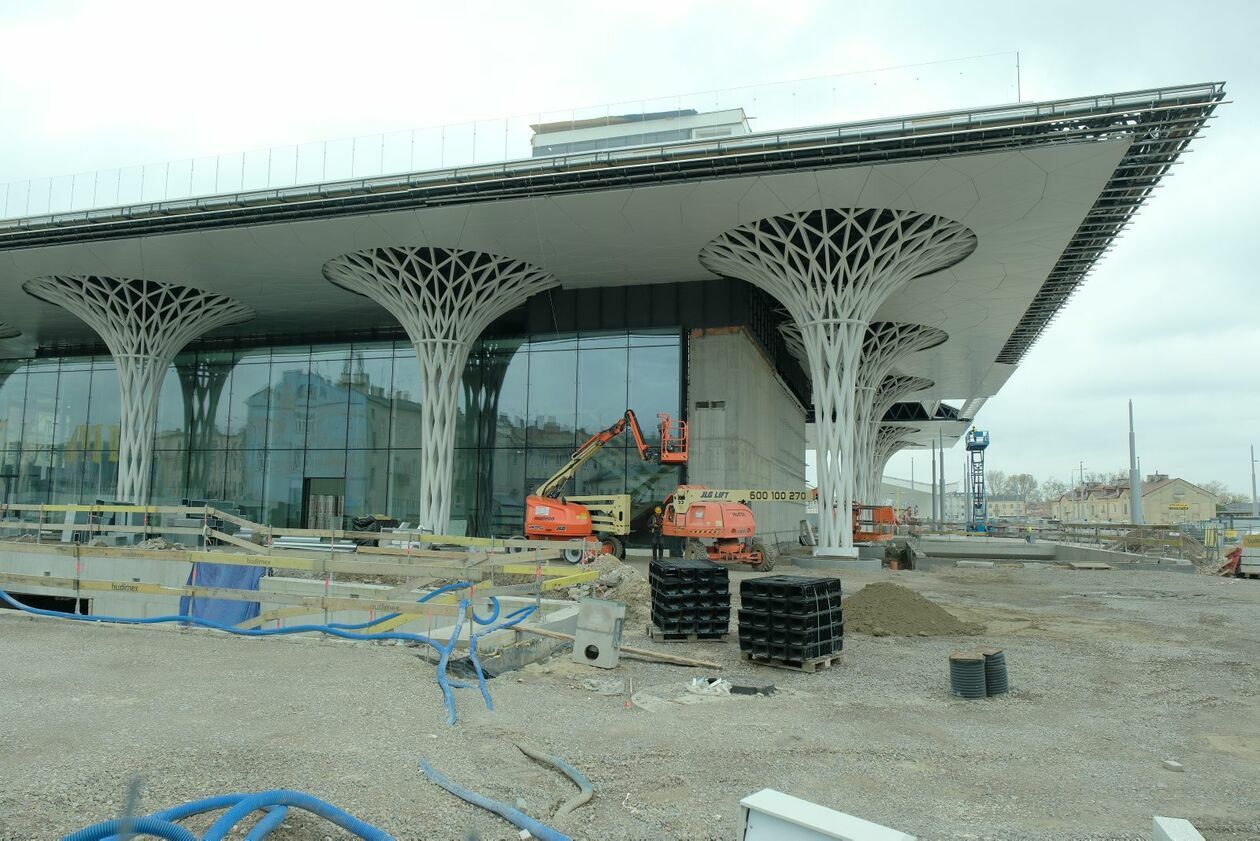  Budowa dworca metropolitalnego dobiega końca (zdjęcie 24) - Autor: DW