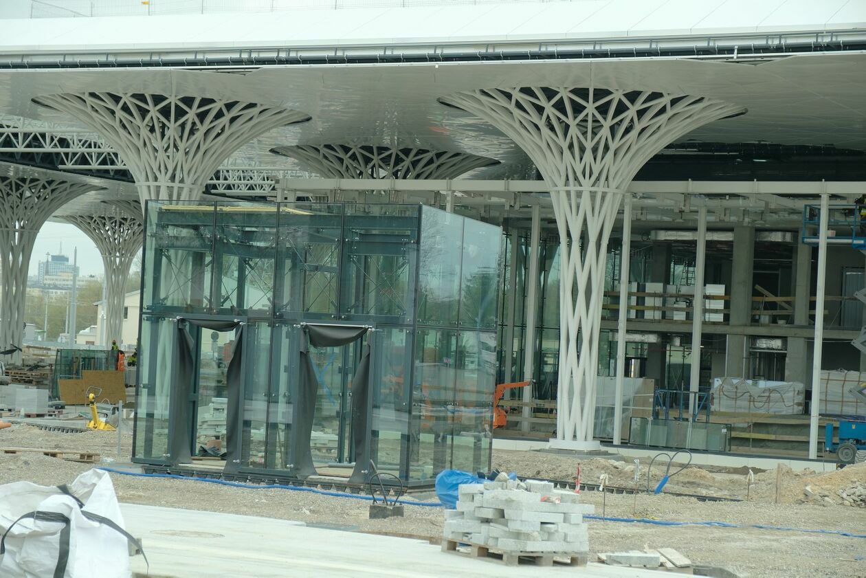  Budowa dworca metropolitalnego dobiega końca (zdjęcie 12) - Autor: DW