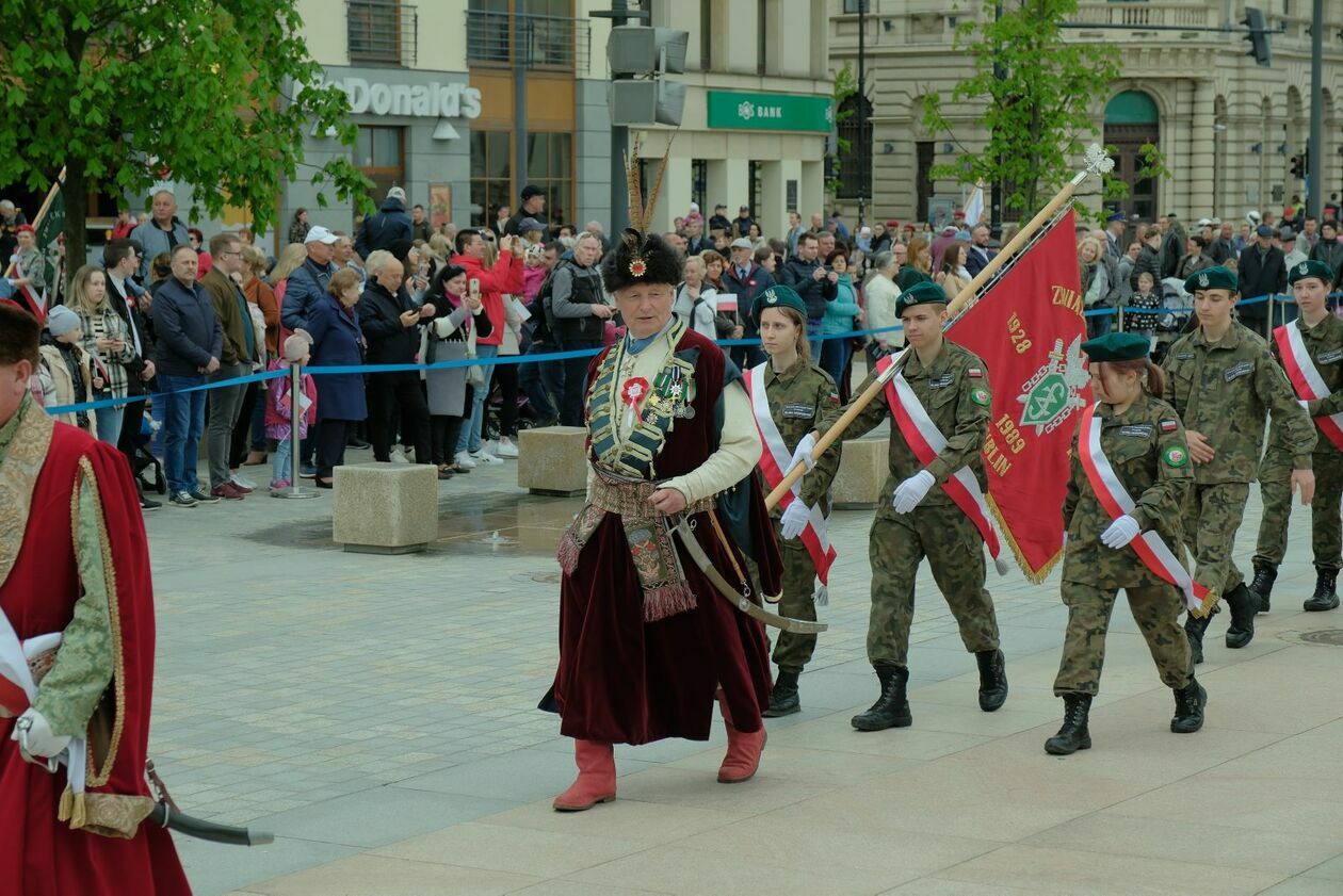  232 rocznica uchwalenia Konstytucji 3 Maja w Lublinie (zdjęcie 88) - Autor: DW