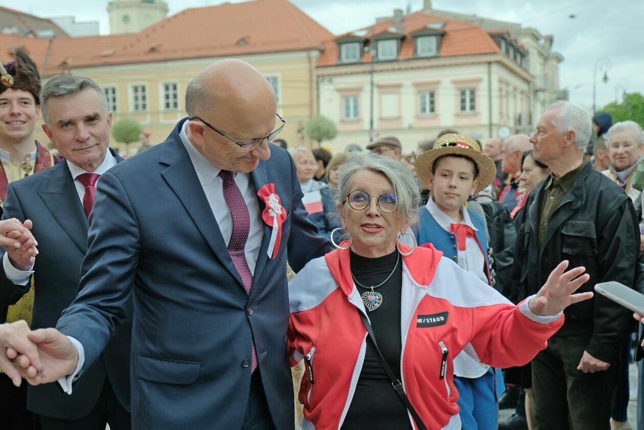  3 maja zatańczyliśmy Poloneza dla Lublina (zdjęcie 7) - Autor: DW