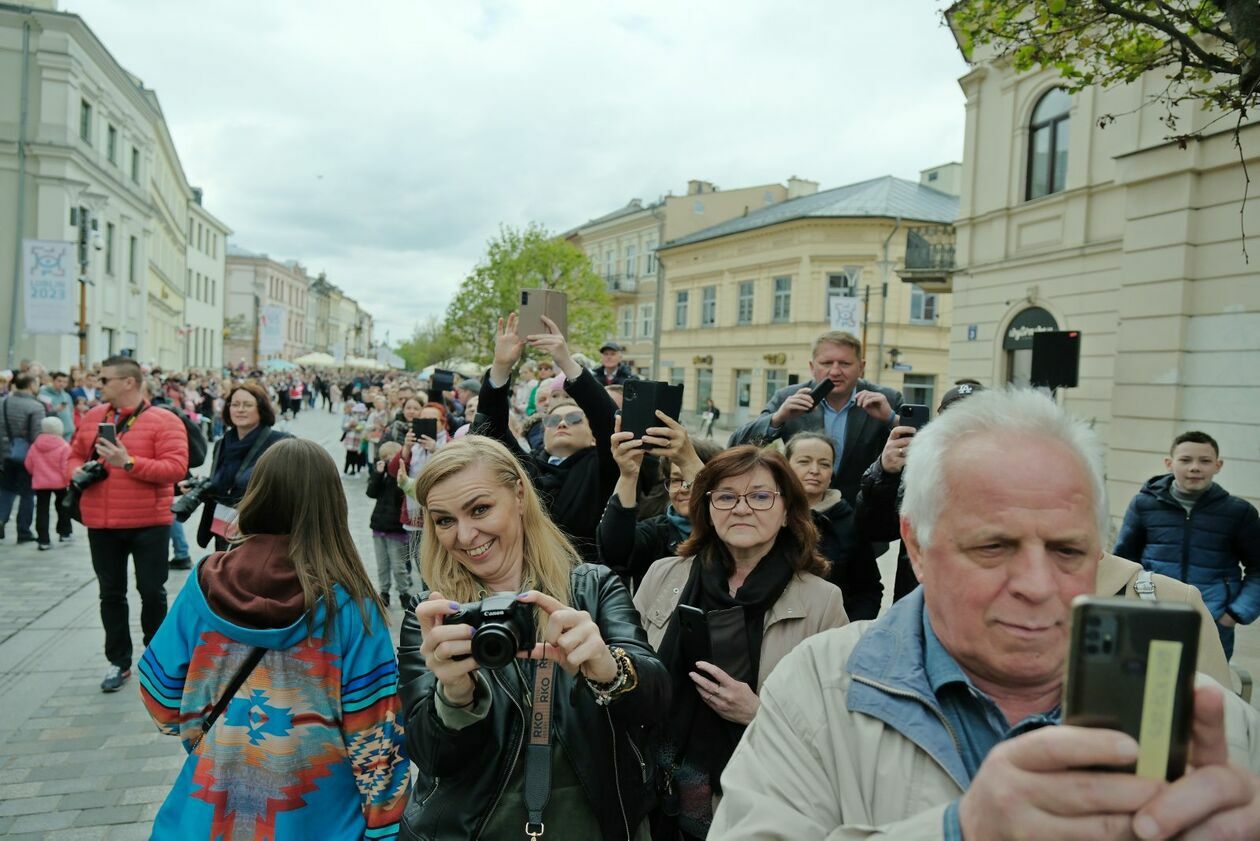  3 maja zatańczyliśmy Poloneza dla Lublina (zdjęcie 12) - Autor: DW