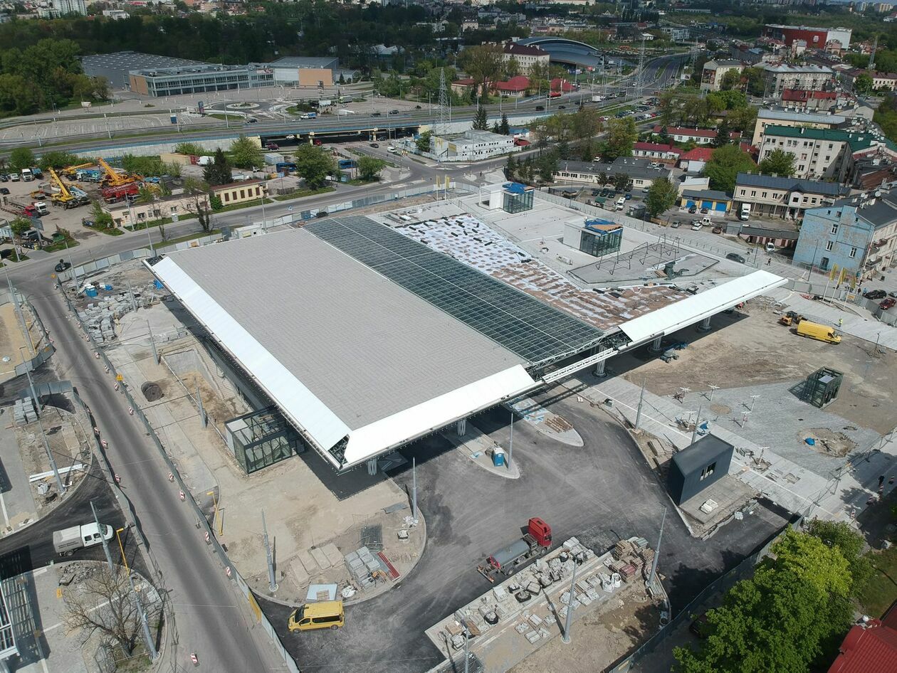  Plac budowy dworca metropolitalnego i obecny dworzec PKS zdjęcia z drona (zdjęcie 5) - Autor: DW
