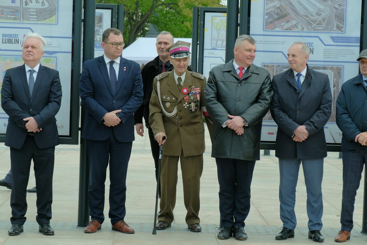  Lubelskie obchody 78 rocznicy zakończenia II Wojny Światowej (zdjęcie 11) - Autor: DW