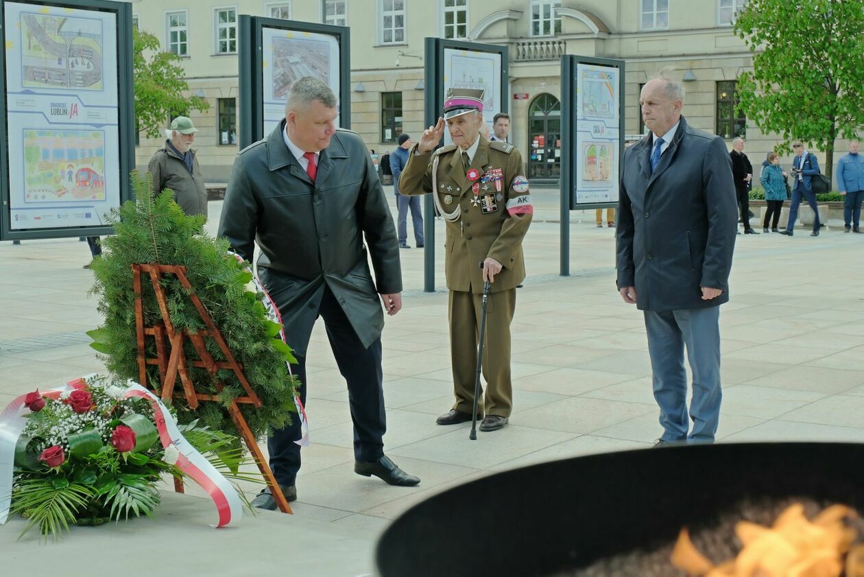  Lubelskie obchody 78 rocznicy zakończenia II Wojny Światowej (zdjęcie 15) - Autor: DW