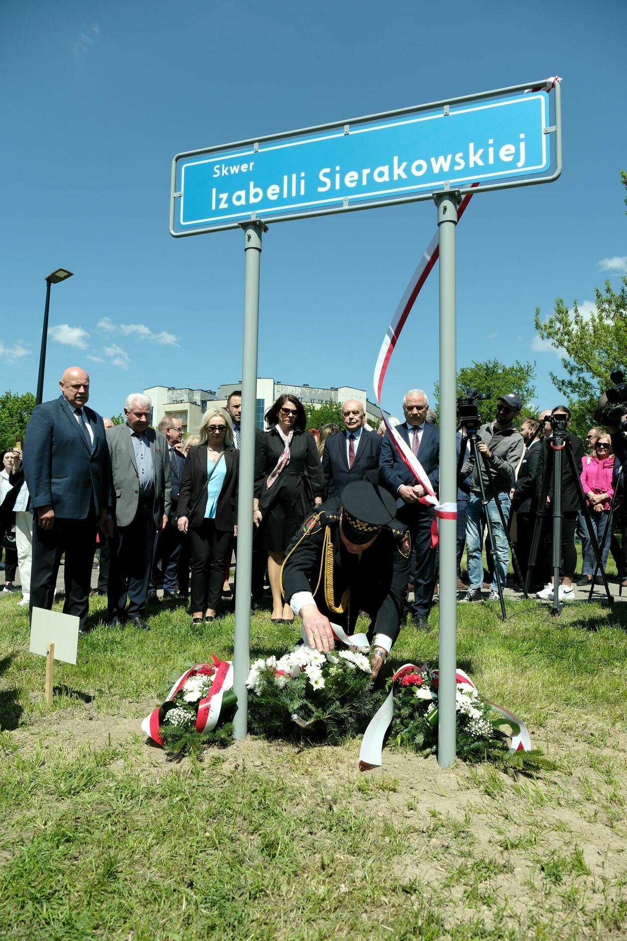  Skwer poświęcony pamięci Izabelli Sierakowskiej powstał w wąwozie na LSM (zdjęcie 22) - Autor: DW