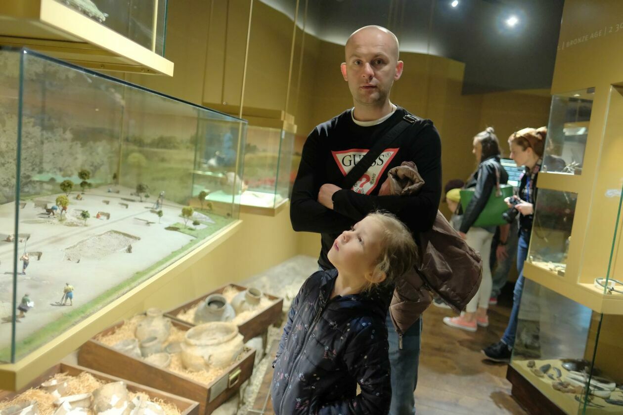  Noc Muzeów. Muzeum Narodowe - oblężenie lubelskiego zamku (zdjęcie 38) - Autor: DW