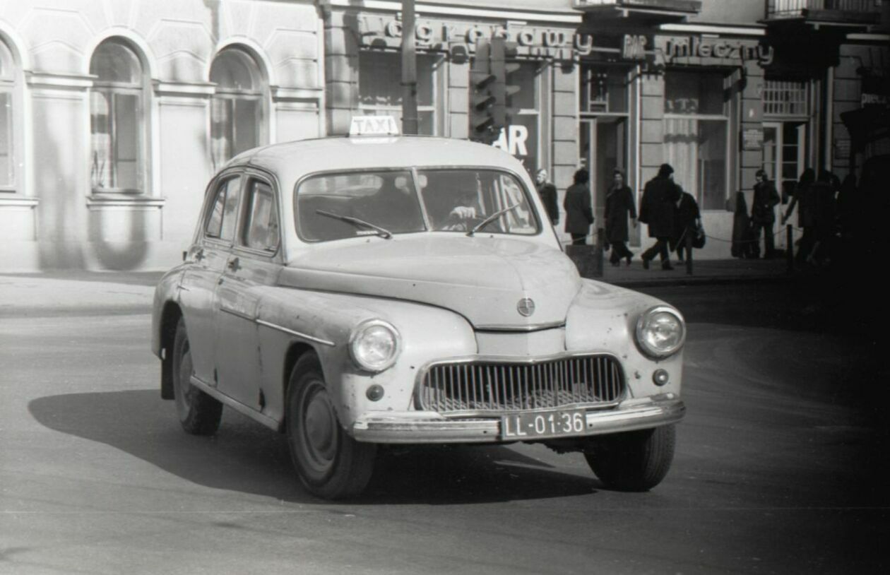  Stare zdjęcia taksówek w Lublinie (zdjęcie 1) - Autor: Wojciech Turżański