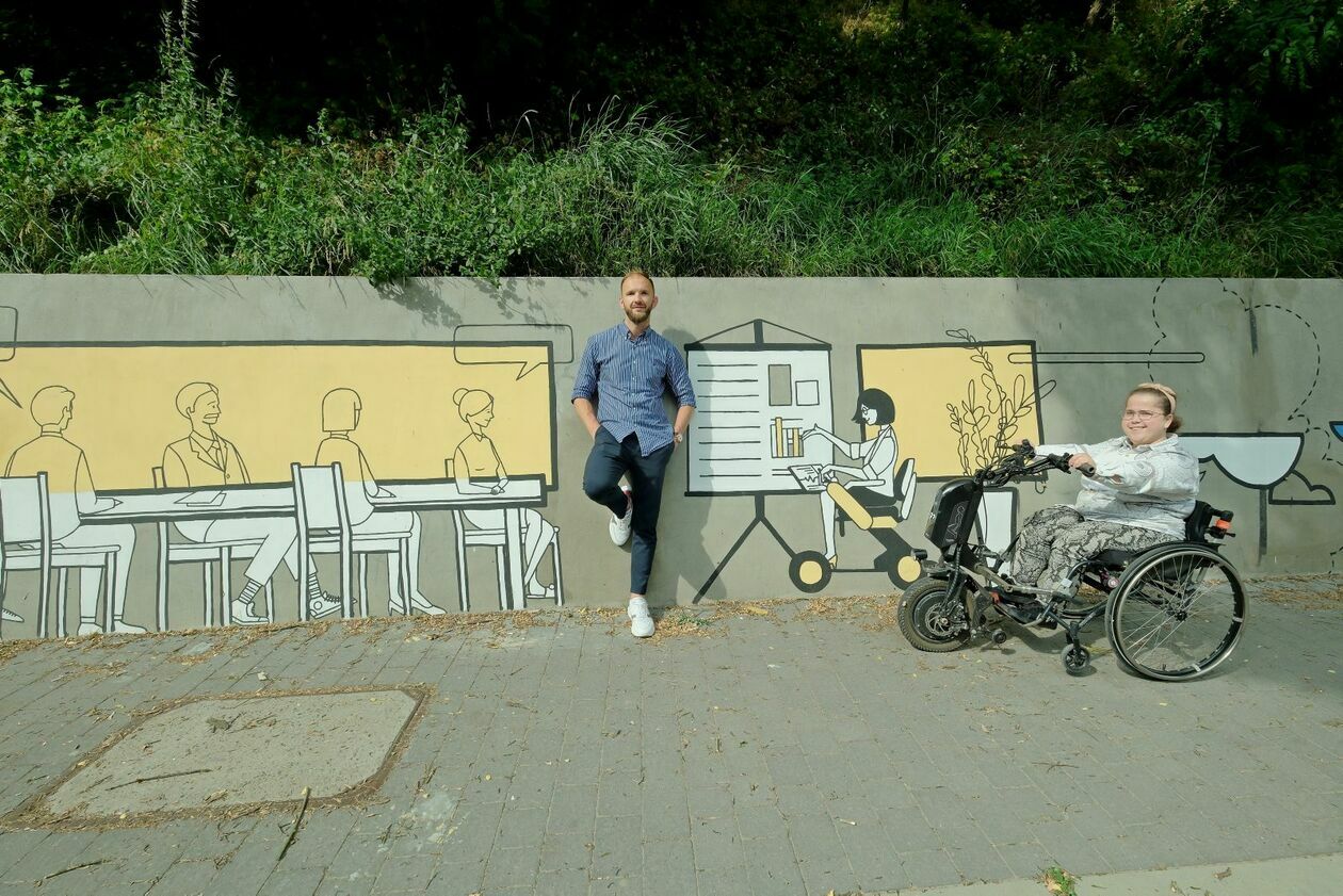  Nowy mural na ul. Kalinowszczyzna (zdjęcie 15) - Autor: DW