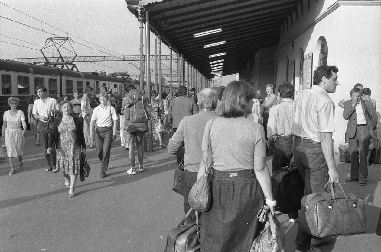  Dworzec kolejowy PKP w Lublinie na starych zdjęciach (zdjęcie 23) - Autor: Jacek Mirosław Teatr NN