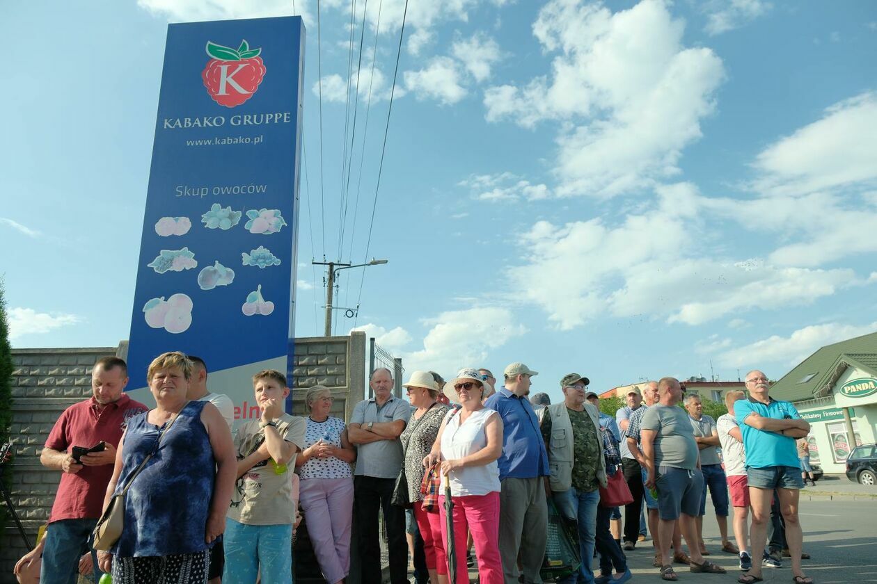  Protest plantatorów malin w Opolu Lubelskim (zdjęcie 16) - Autor: DW