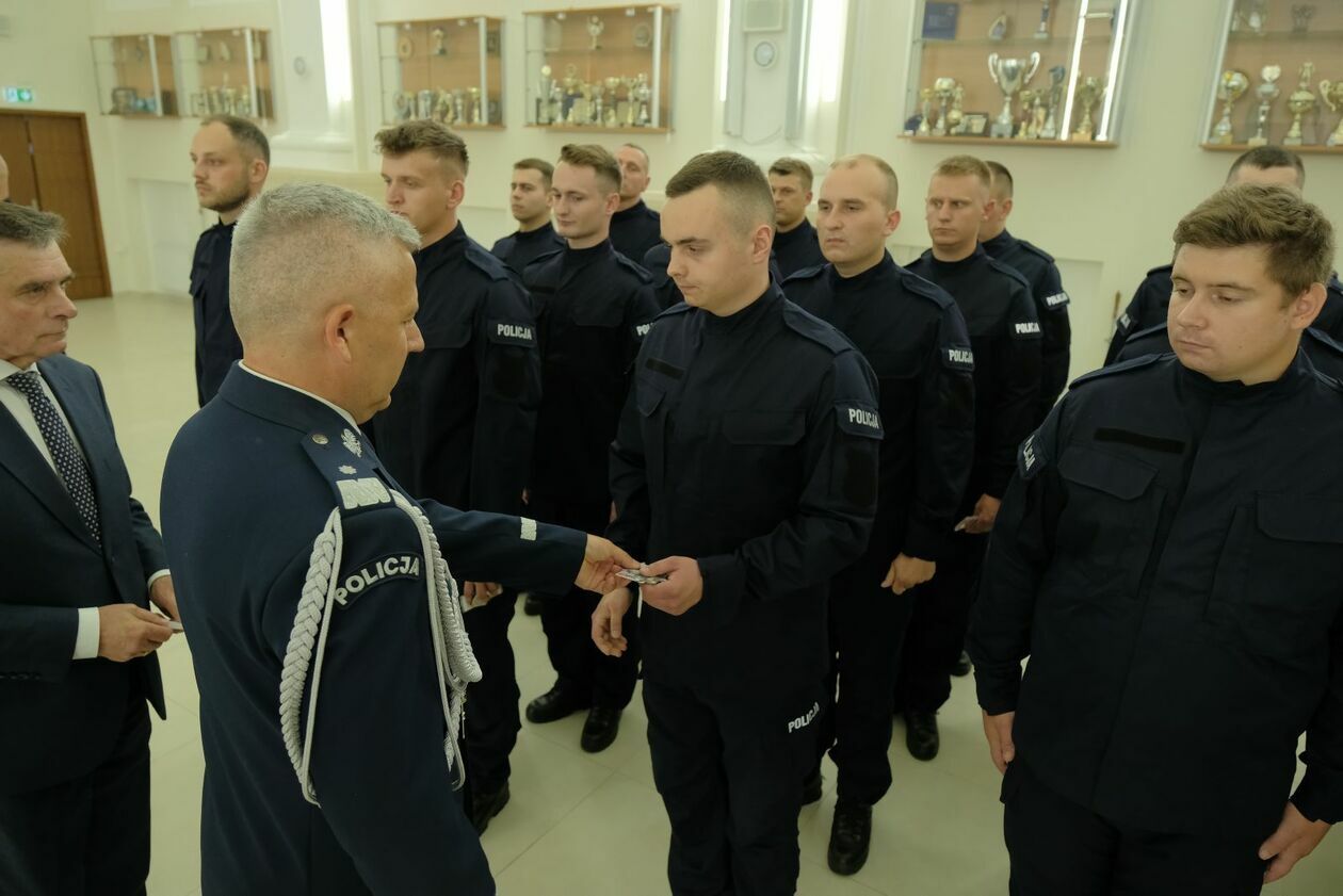  Ślubowanie policjantów lubelskiego garnizonu (zdjęcie 28) - Autor: DW