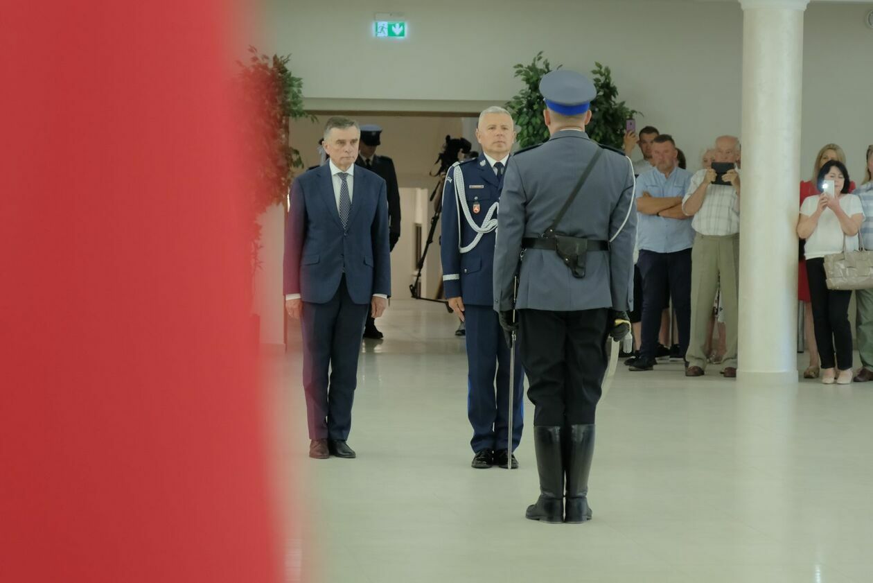  Ślubowanie policjantów lubelskiego garnizonu (zdjęcie 8) - Autor: DW