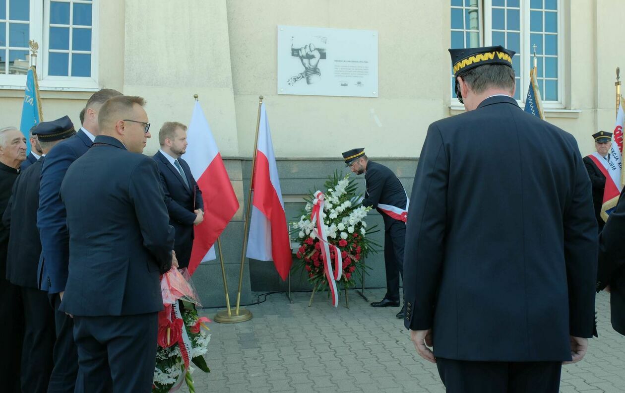  Lubelski Dworzec Główny PKP otrzymał imię Lubelskiego Lipca 1980 (zdjęcie 19) - Autor: DW