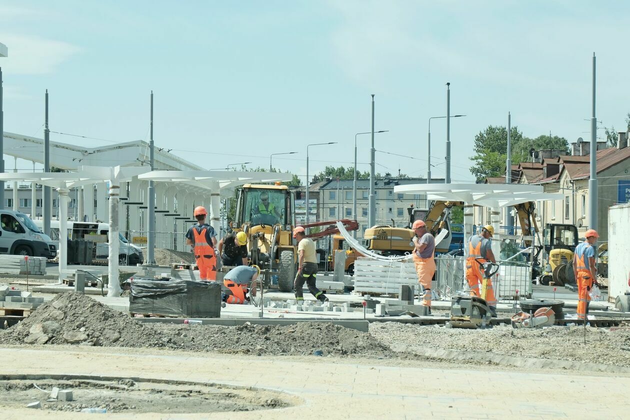  Budowa Dworca Metropolitalnego dobiega końca. Obiekt jest gotowy w 90% (zdjęcie 16) - Autor: DW