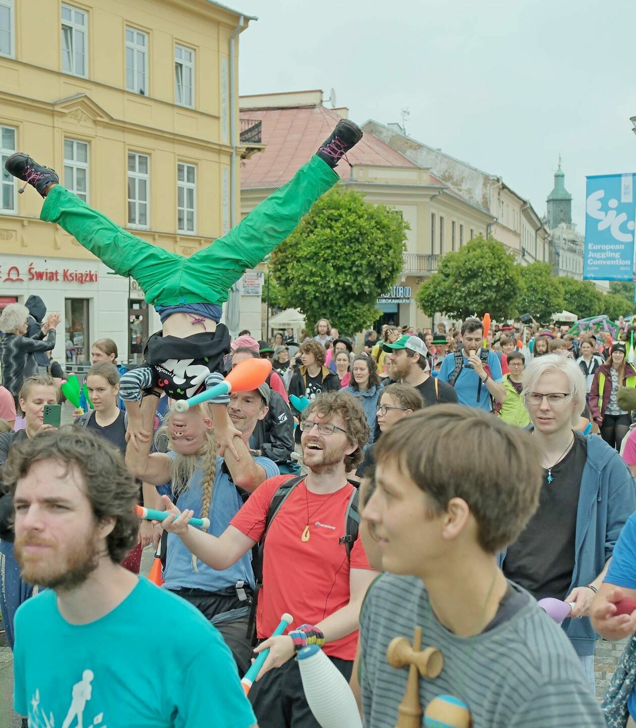  45. Europejska Konwencja Żonglerska - Cyrkowa parada na pożegnanie (zdjęcie 34) - Autor: DW