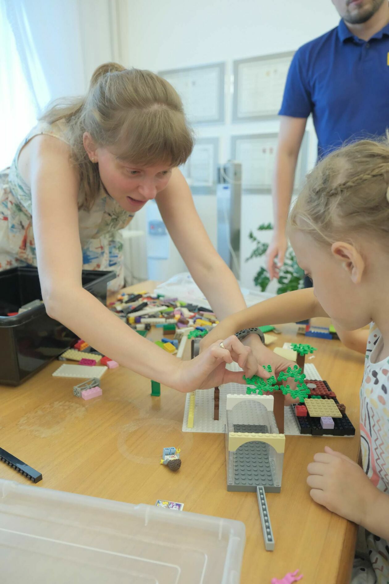  Projekt Family Spot - lubelski ratusz stał się centrum integracji rodzinnej (zdjęcie 25) - Autor: DW