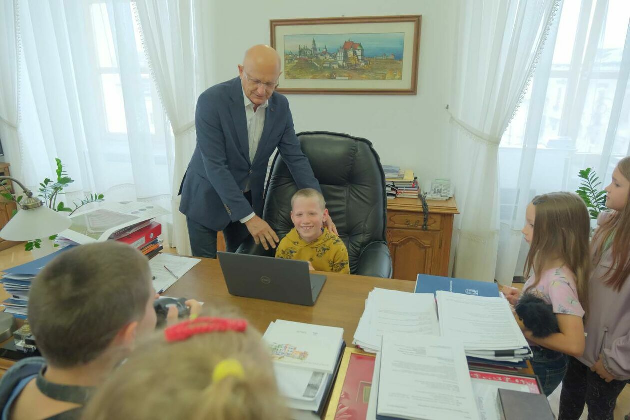  Projekt Family Spot - lubelski ratusz stał się centrum integracji rodzinnej (zdjęcie 9) - Autor: DW