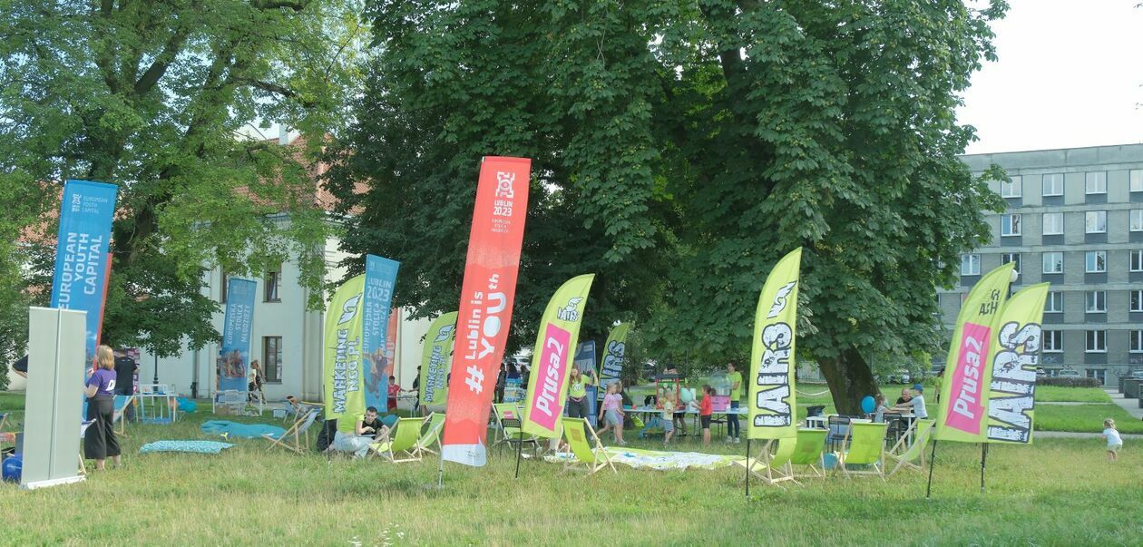 Strefa kreatywnego relaksu na pl. Kaczyńskeigo