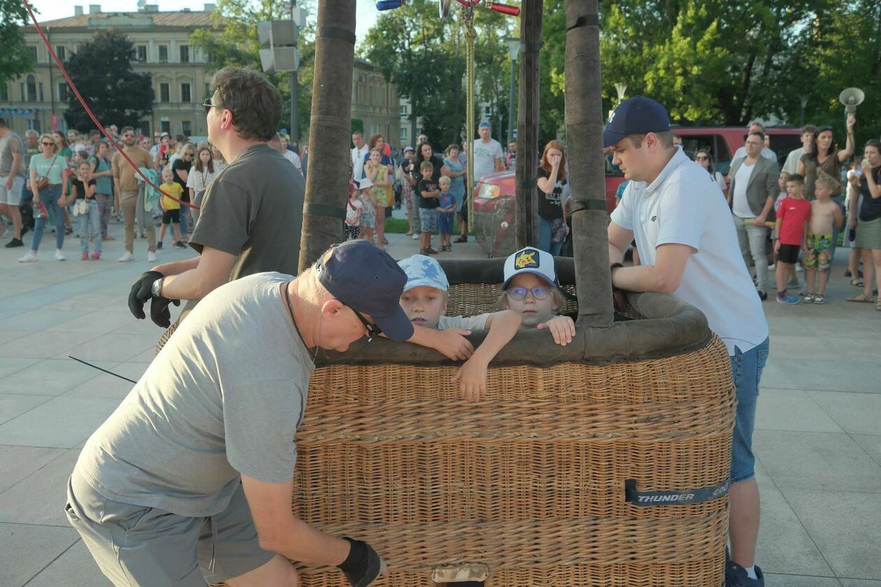  Młodzieżowe urodziny Miasta: lubelska Fiesta Balonowa na pl. Litewskim (zdjęcie 25) - Autor: DW