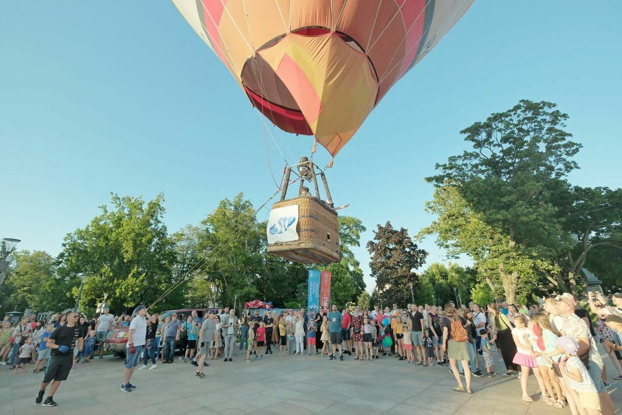  Młodzieżowe urodziny Miasta: lubelska Fiesta Balonowa na pl. Litewskim (zdjęcie 24) - Autor: DW