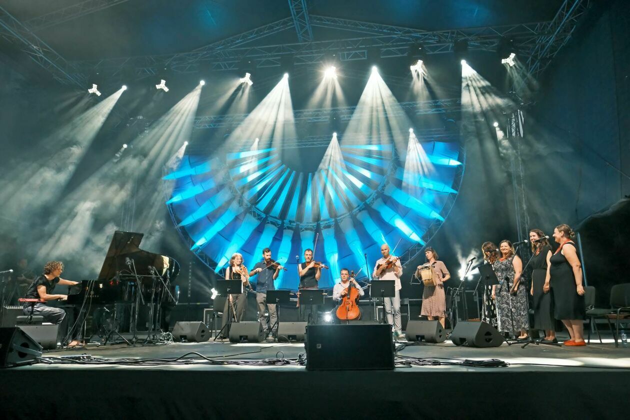  Festiwal Re:tradycja - Jarmark Jagielloński: koncert galowy (zdjęcie 18) - Autor: DW