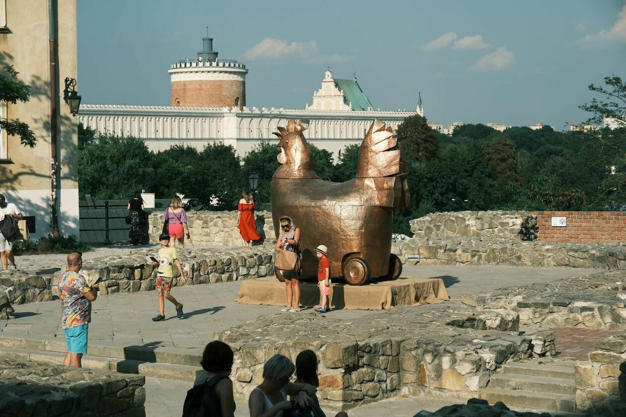  Festiwal Re:tradycja - Jarmark Jagielloński: warsztaty tworzenia zabawek i ozdób choinkowych (zdjęcie 21) - Autor: DW