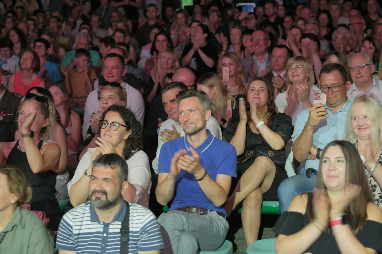  Koncert plenerowy z okazji obchodów Święta Wojska Polskiego (zdjęcie 3) - Autor: DW